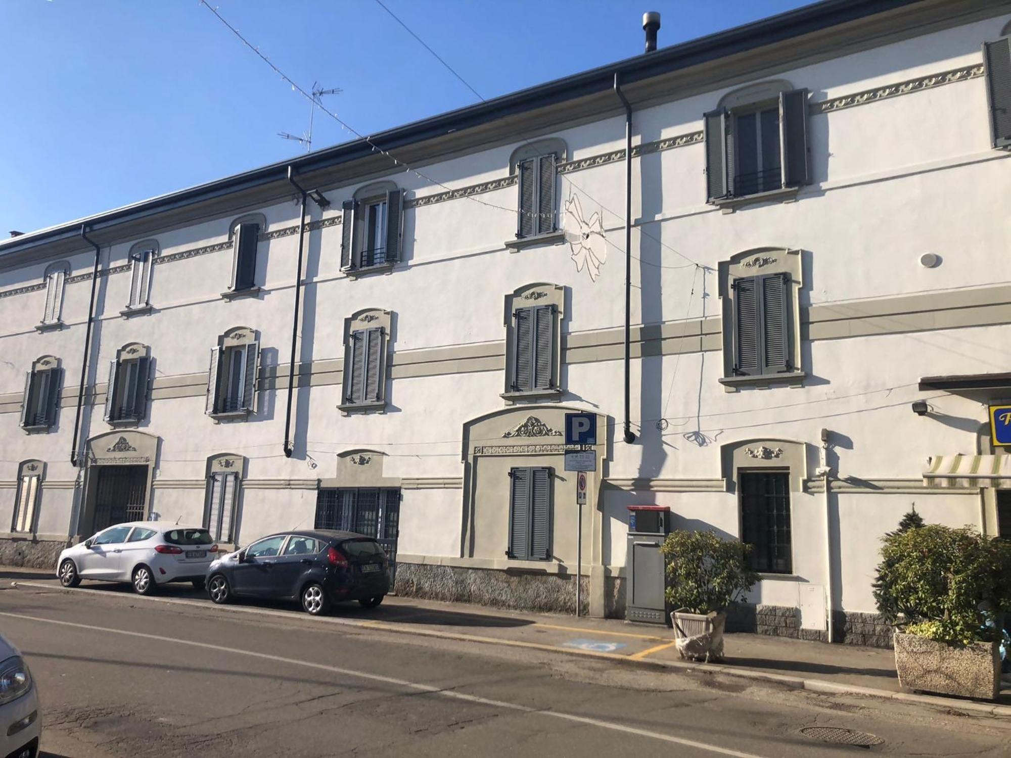 L' Appartamento Del Borgo - Parcheggio Riservato Pavia Exteriör bild